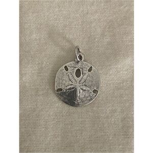 James Avery Retired Sand Dollar Charm 3/4”